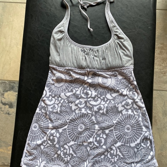 Lululemon Tank Size small - Picture 1 of 7